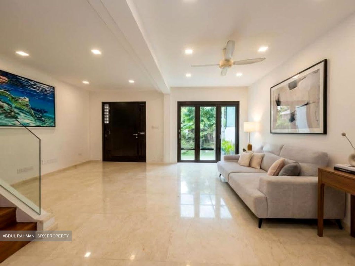 Frankel Estate (D15), Terrace #613690591